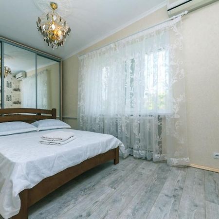 Cozy Apartment On Kpi 키예프 외부 사진